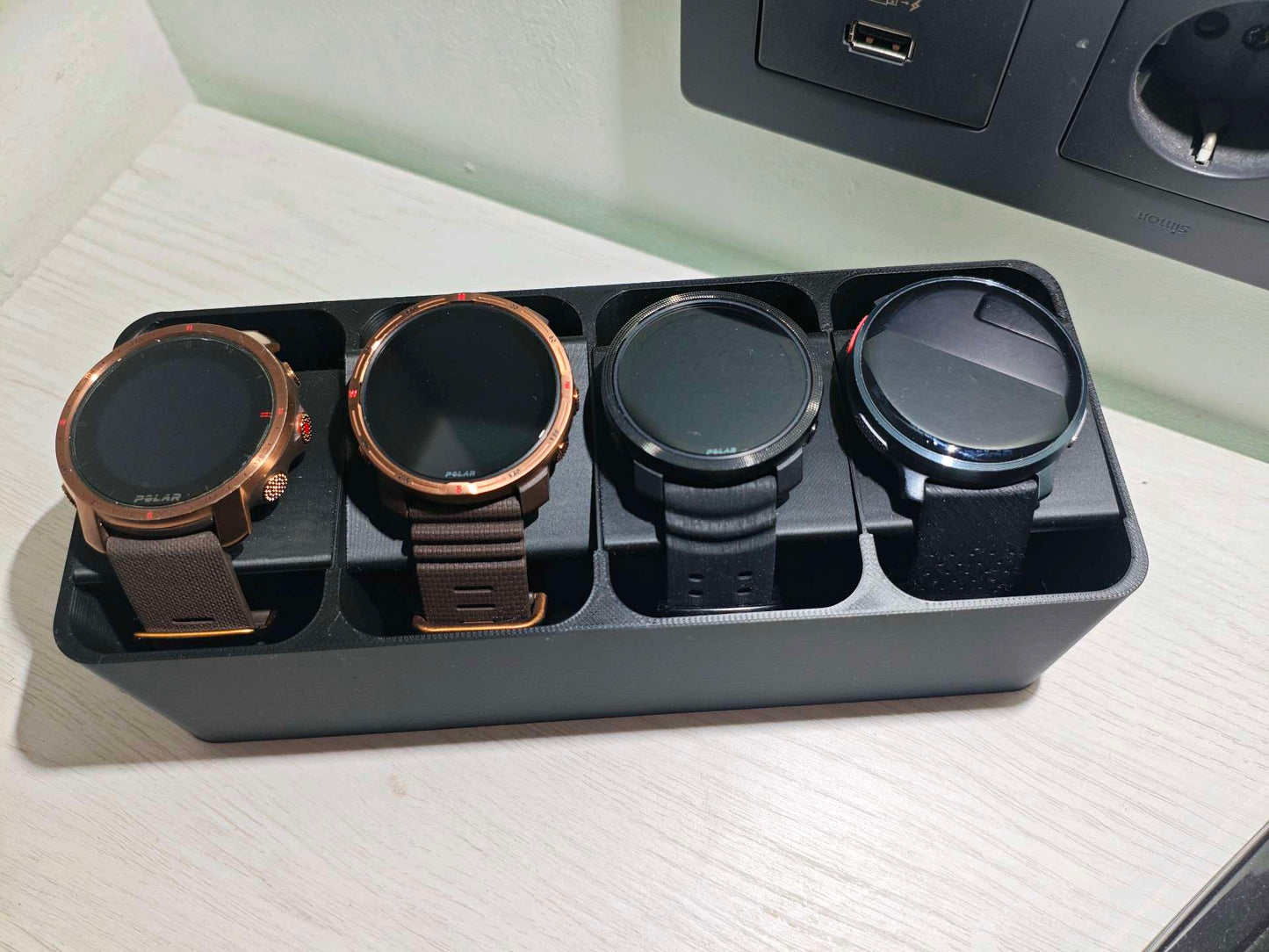 صندوق تخزين للساعات – اجمع ساعاتك المفضلة في مكان واحد وآمن 🕰️