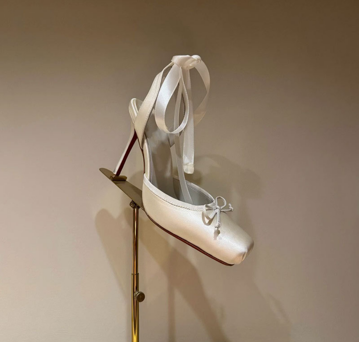 High-Heeled Ballet Sandals صنادل كعب عالي بتصميم الباليه