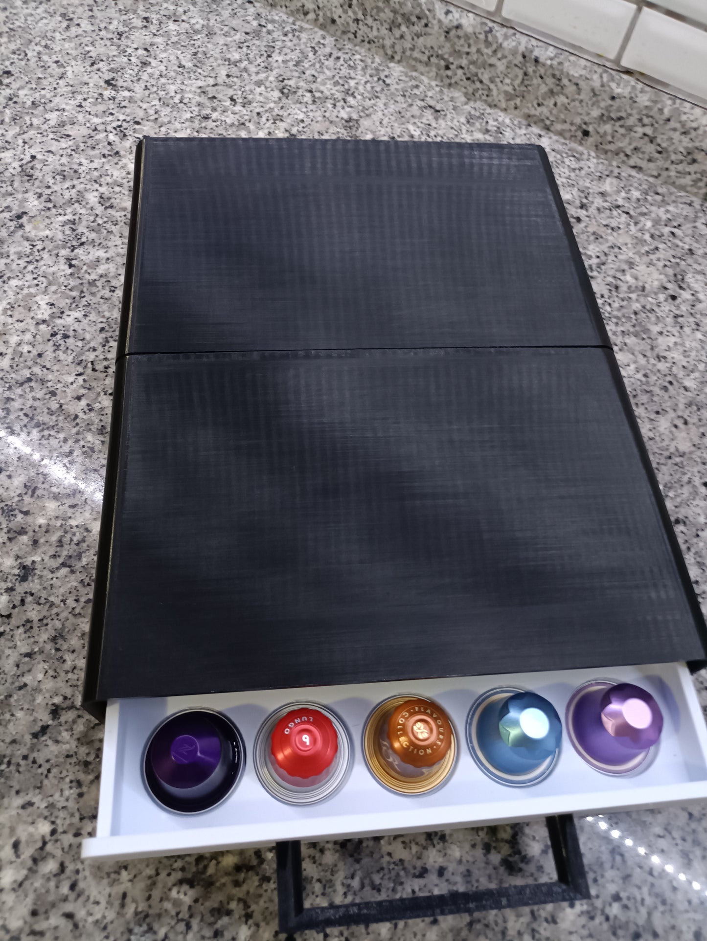 درج لكبسولات القهوة ☕