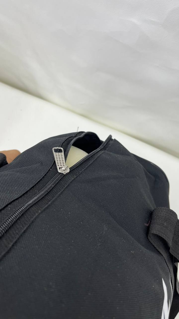 حقيبة رياضية اصلية ب 190 الف