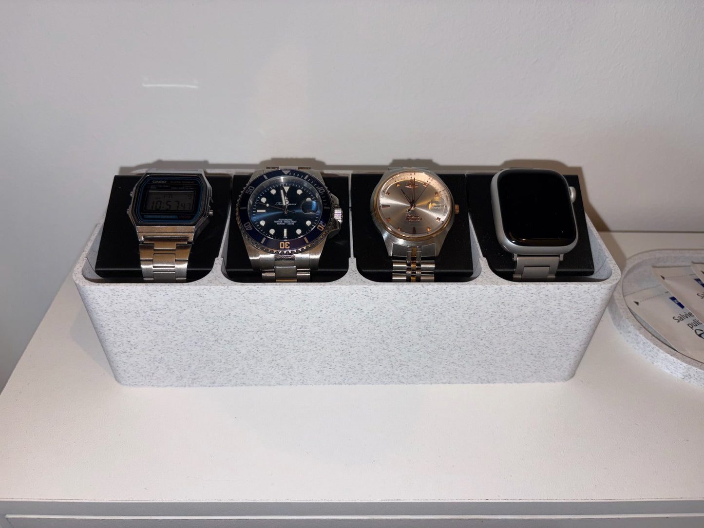 صندوق تخزين للساعات – اجمع ساعاتك المفضلة في مكان واحد وآمن 🕰️