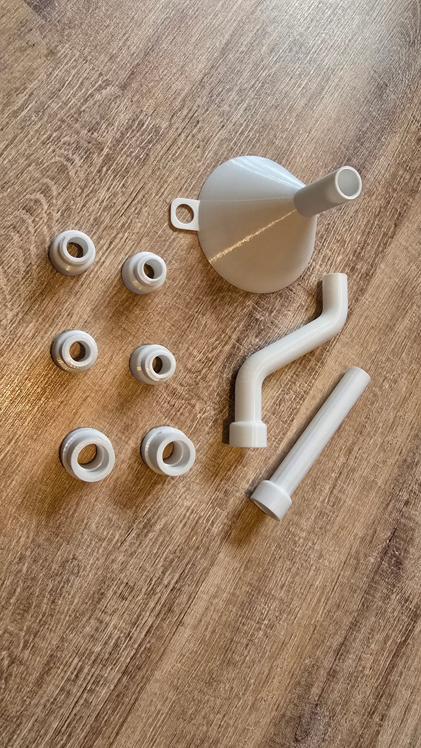 🛢️🏍️ راس صبّ زيت للمحرّك خاص بالدراجات النارية