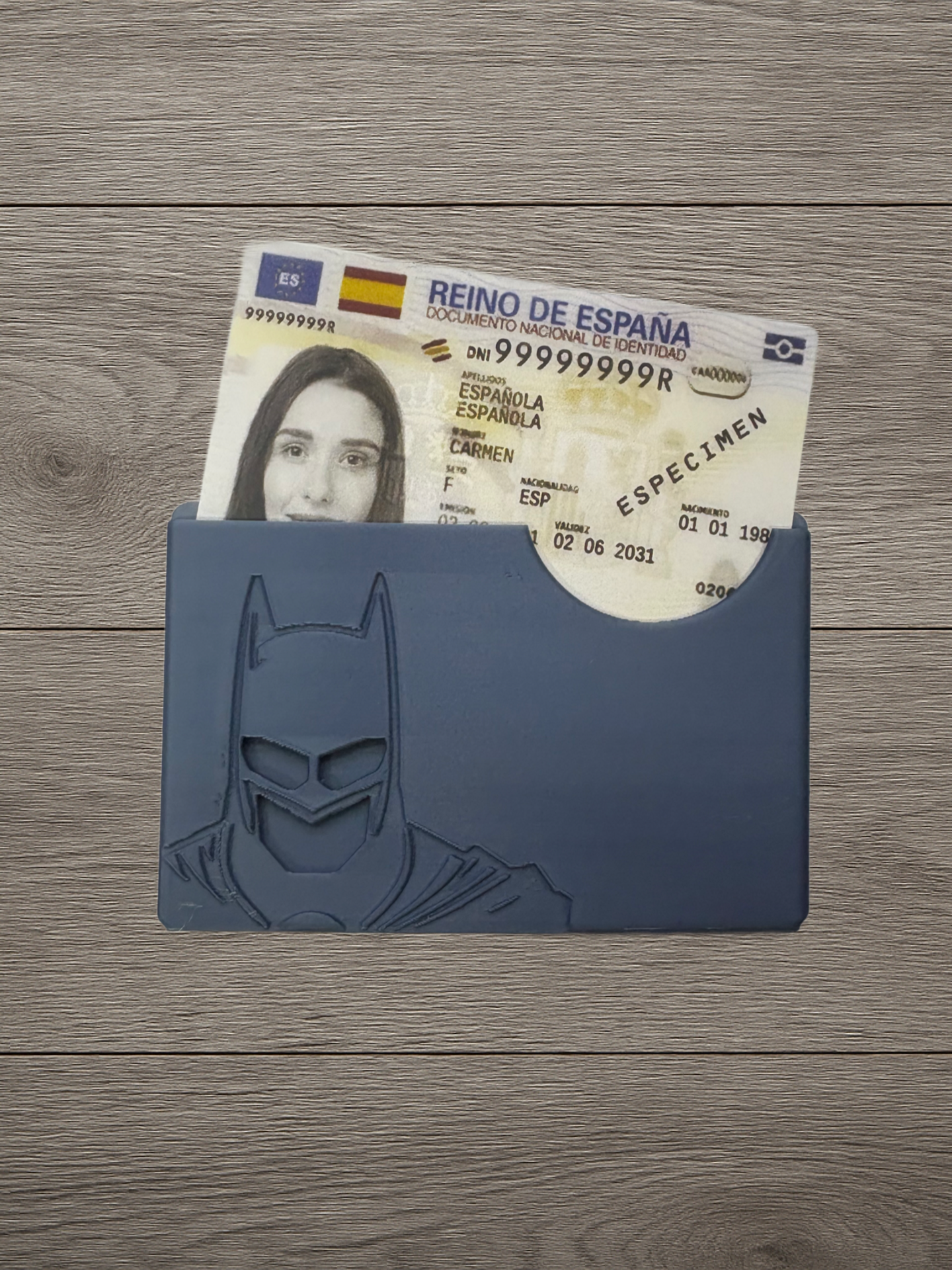 محفظة باتمان – لحمل الهوية وبطاقاتك 🦇💳