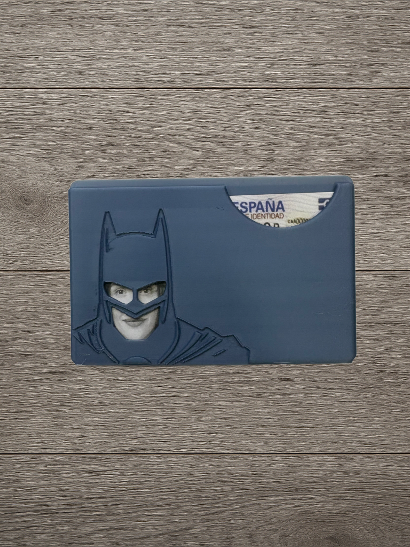 محفظة باتمان – لحمل الهوية وبطاقاتك 🦇💳