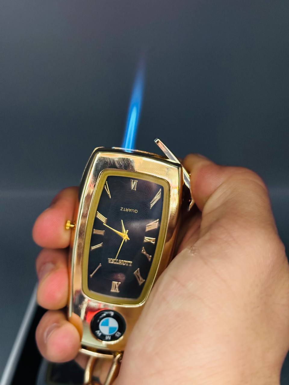 حامل مفاتيح  + ساعة +ولاعة